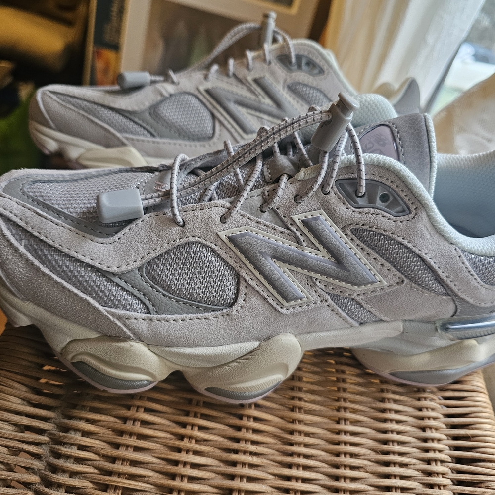 New Balance Gray Sneakers - Picture 2 of 5